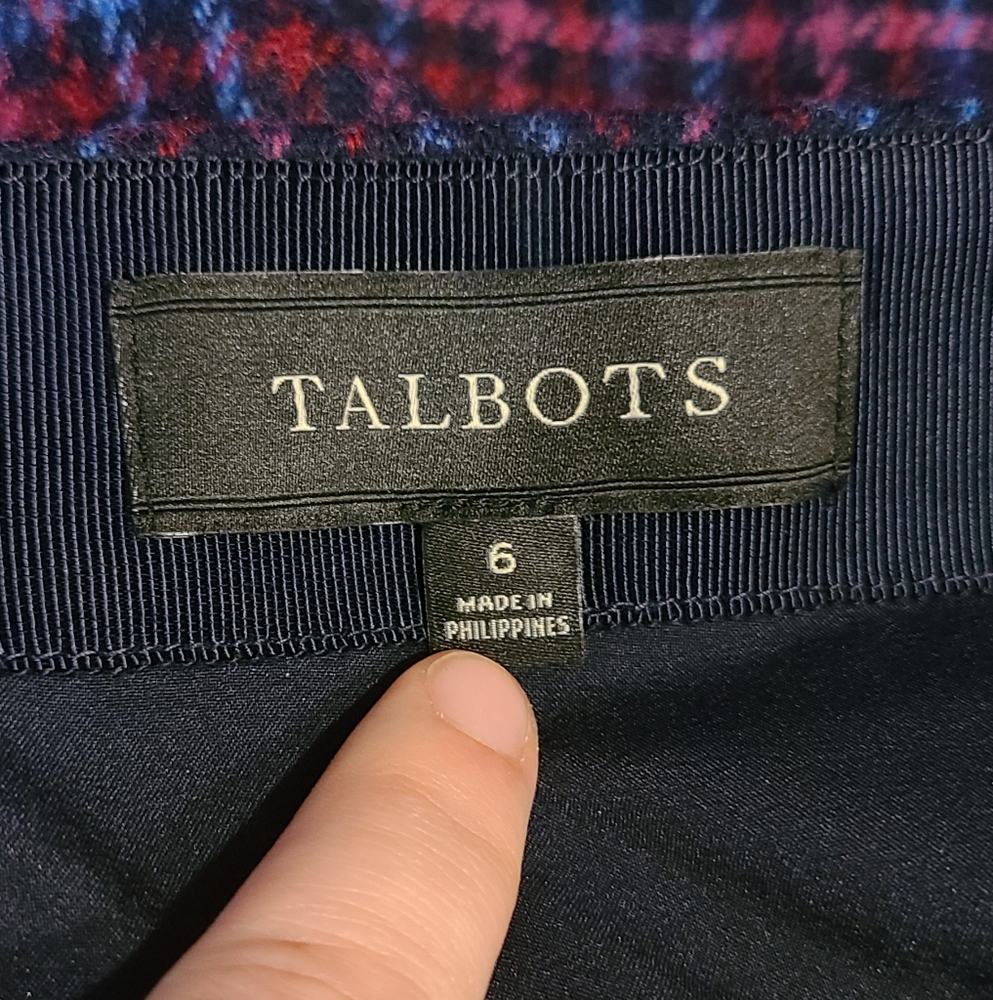 Talbots Plaid Skirt With Accent Buttons - Picture 7 of 9